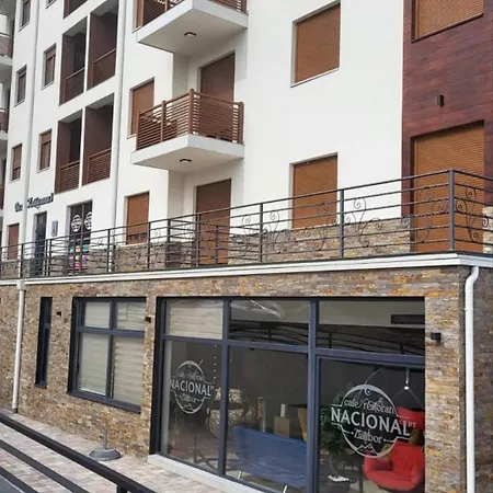 Mratinkovic Apartment