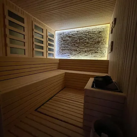 Mratinkovic Apartment *