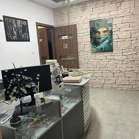 Apartment Mratinkovic *